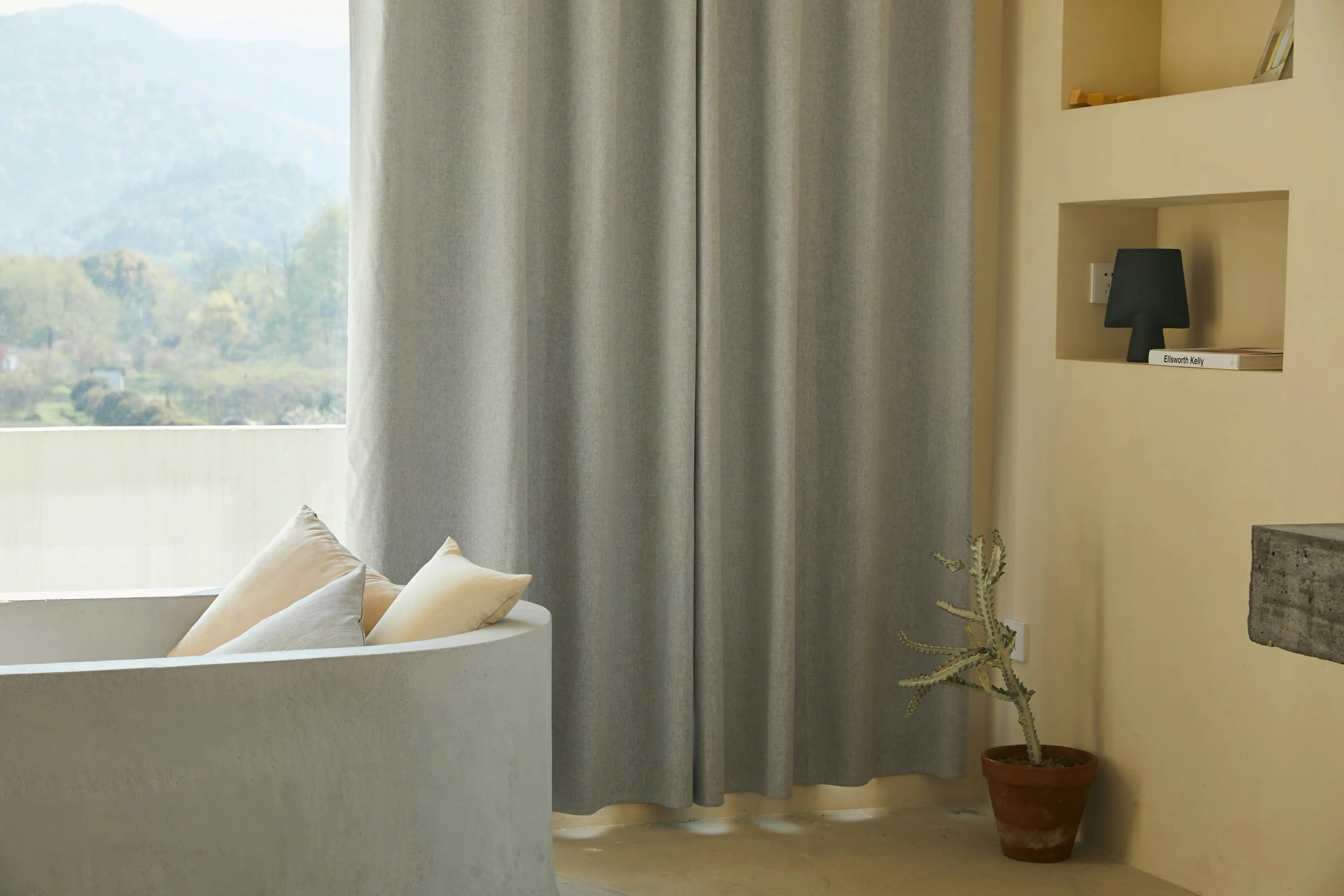 Wave Curtains Dubai | Modern Designs & Professional Installation