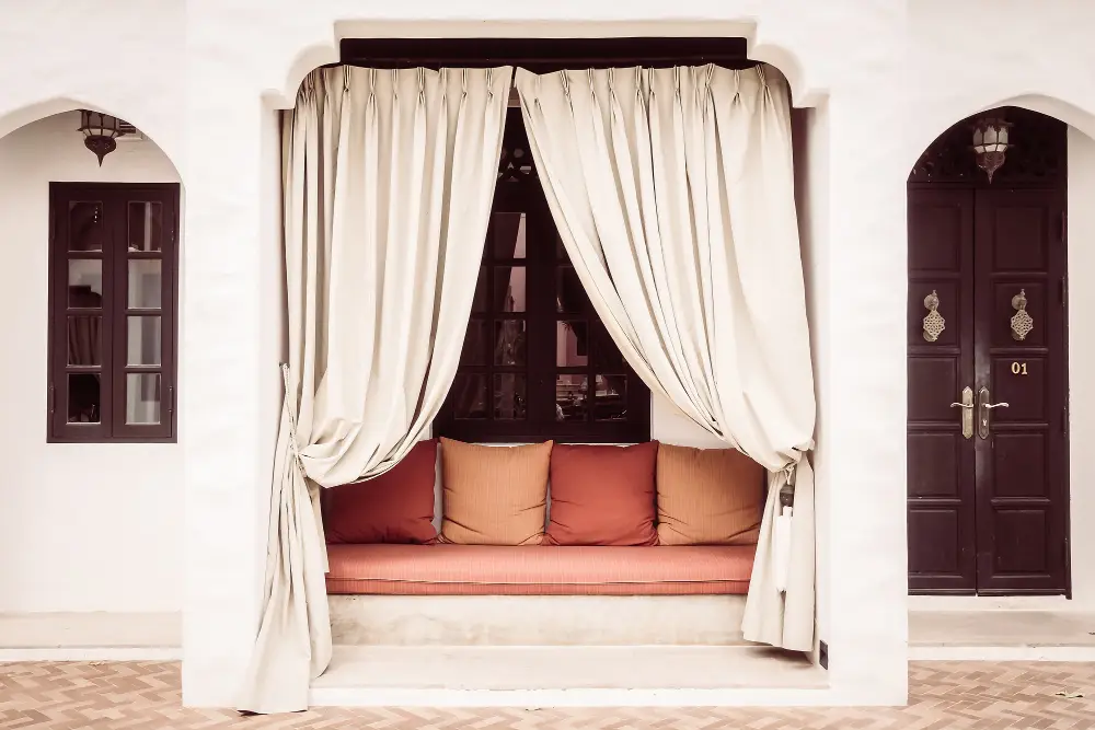 Wave Curtains Dubai: Guide to Pleats & Luxury Interiors