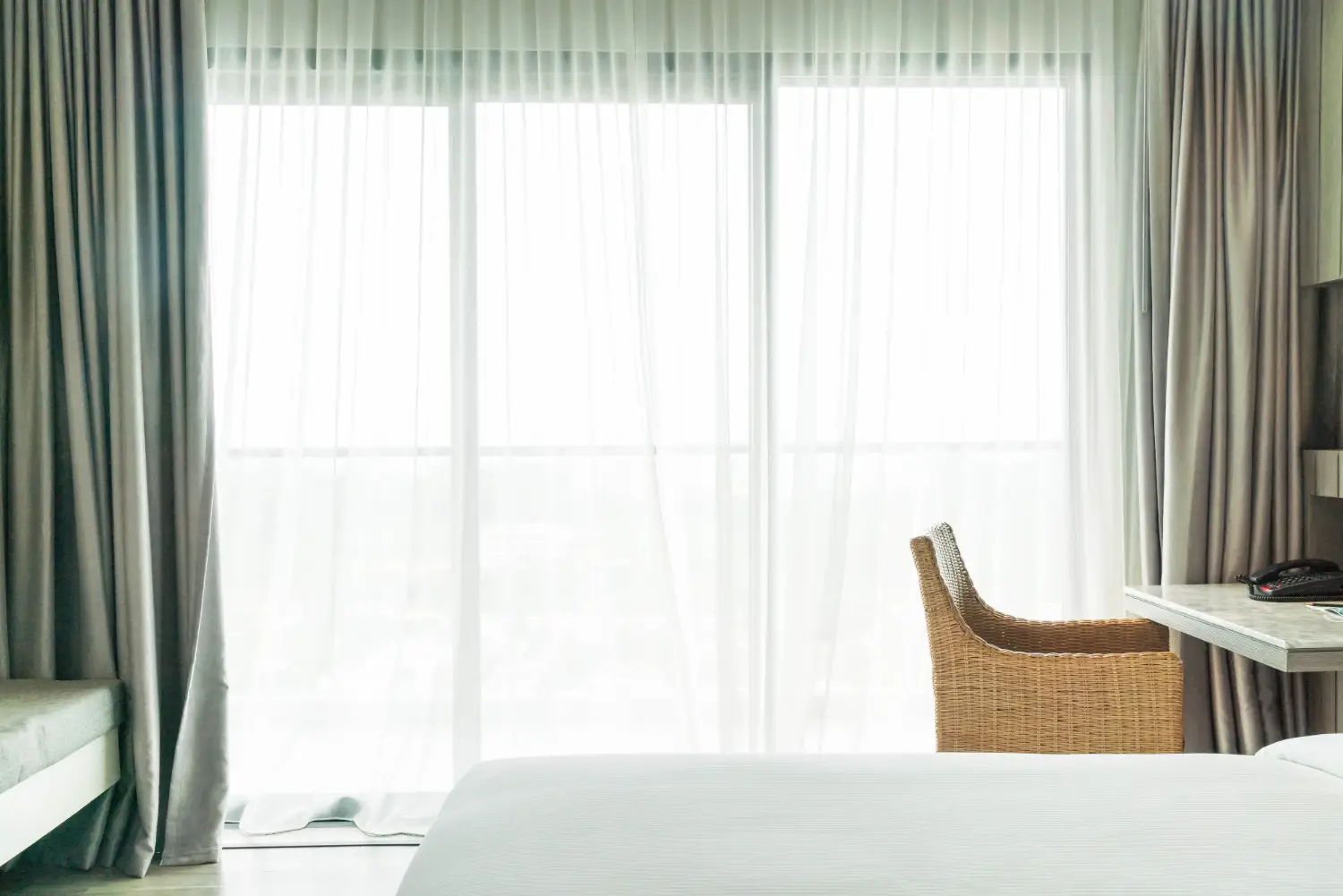 Linen Curtain Specialists Dubai | Modern Furnishing Dubai