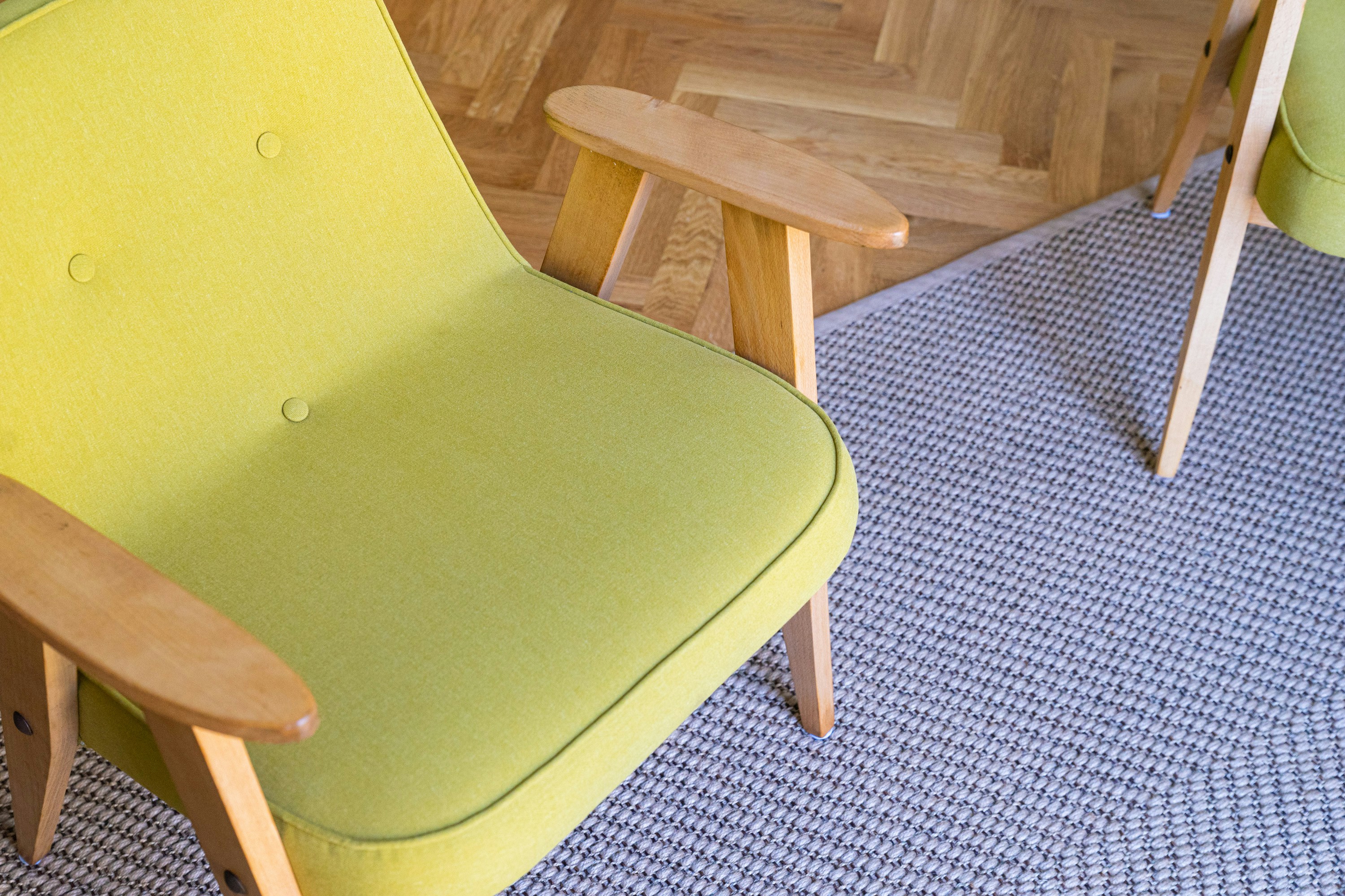 Top 5 Benefits of Chair Reupholstery in Dubai | Modern Furnishing Dubai