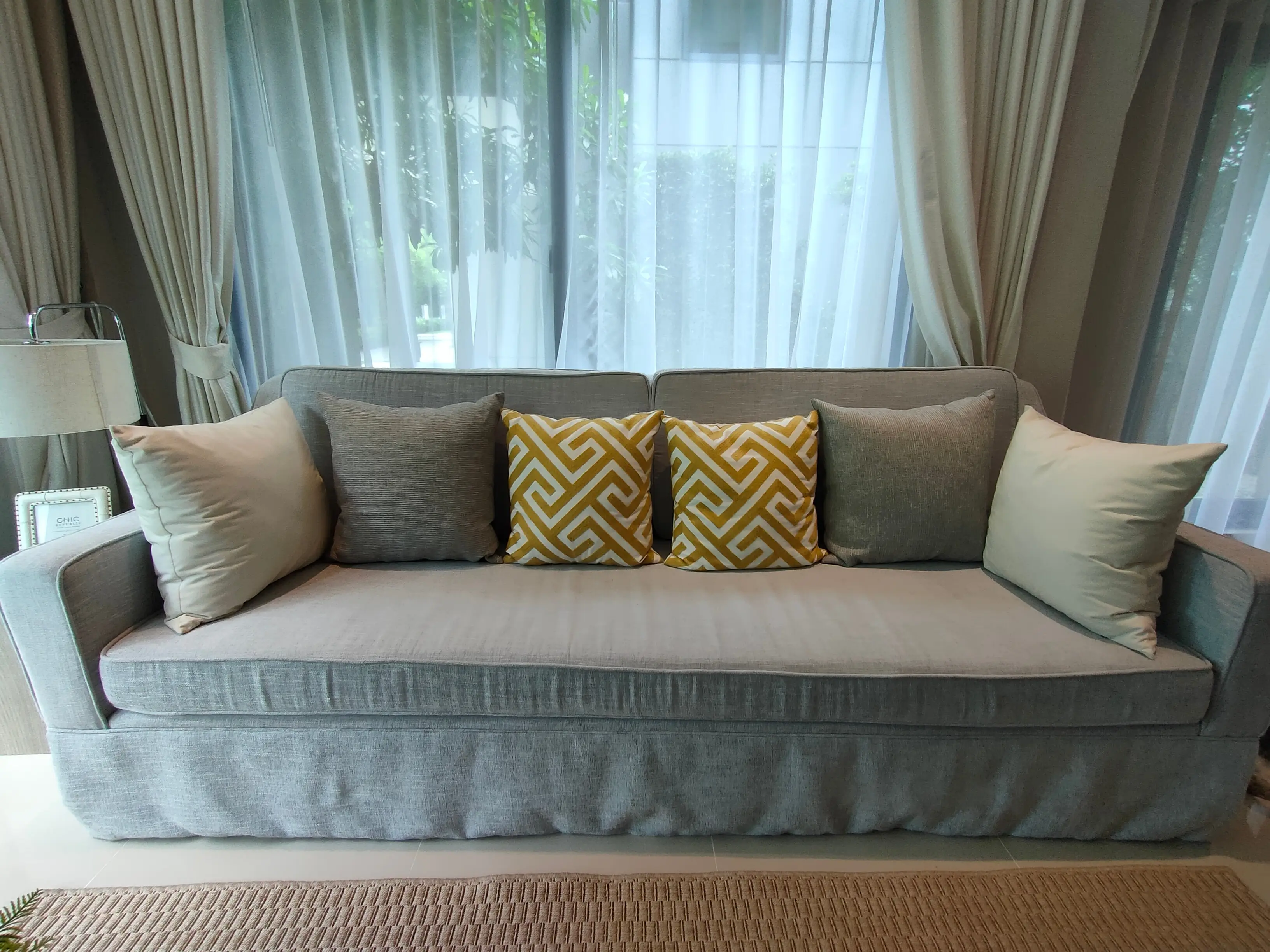 Sofa Upholstery Dubai Marina – Expert Restoration & Custom Designs