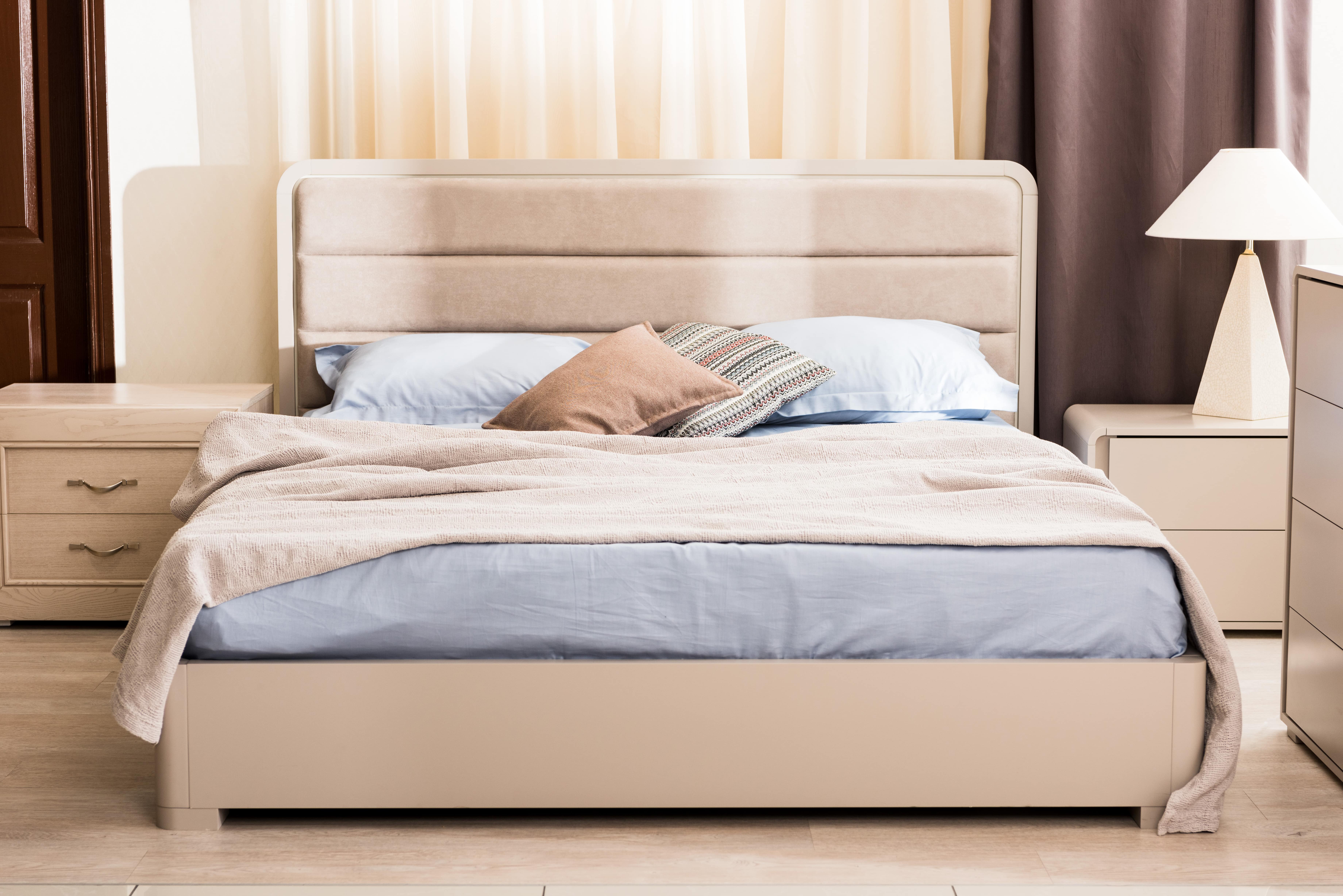 Upholstery Near Me Dubai – Expert Furniture Restoration & Reupholstery