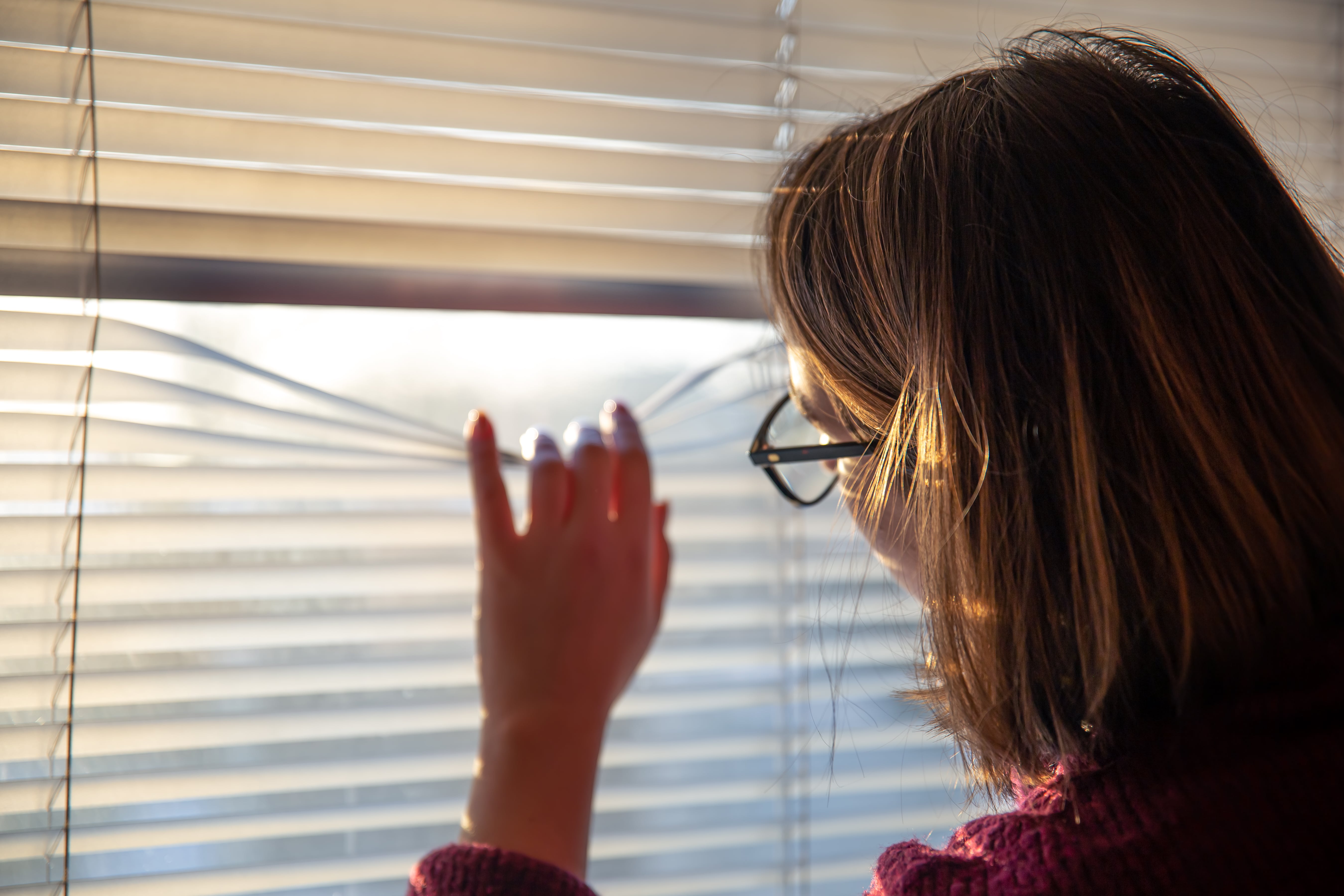 UV-Protective Blinds for Sunny Rooms in Dubai – Benefits & Styles